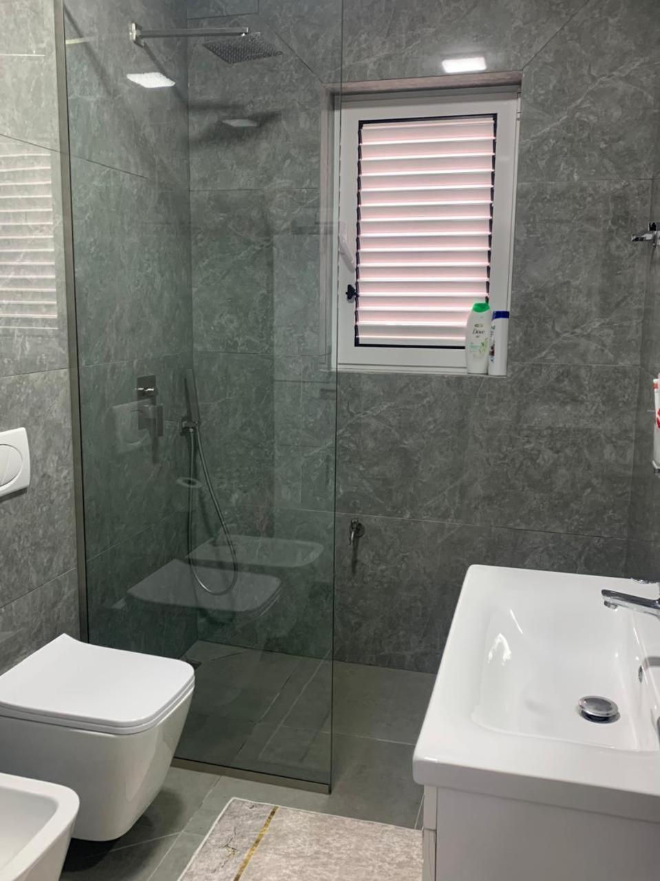 Flat In Berat'S Center公寓 外观 照片