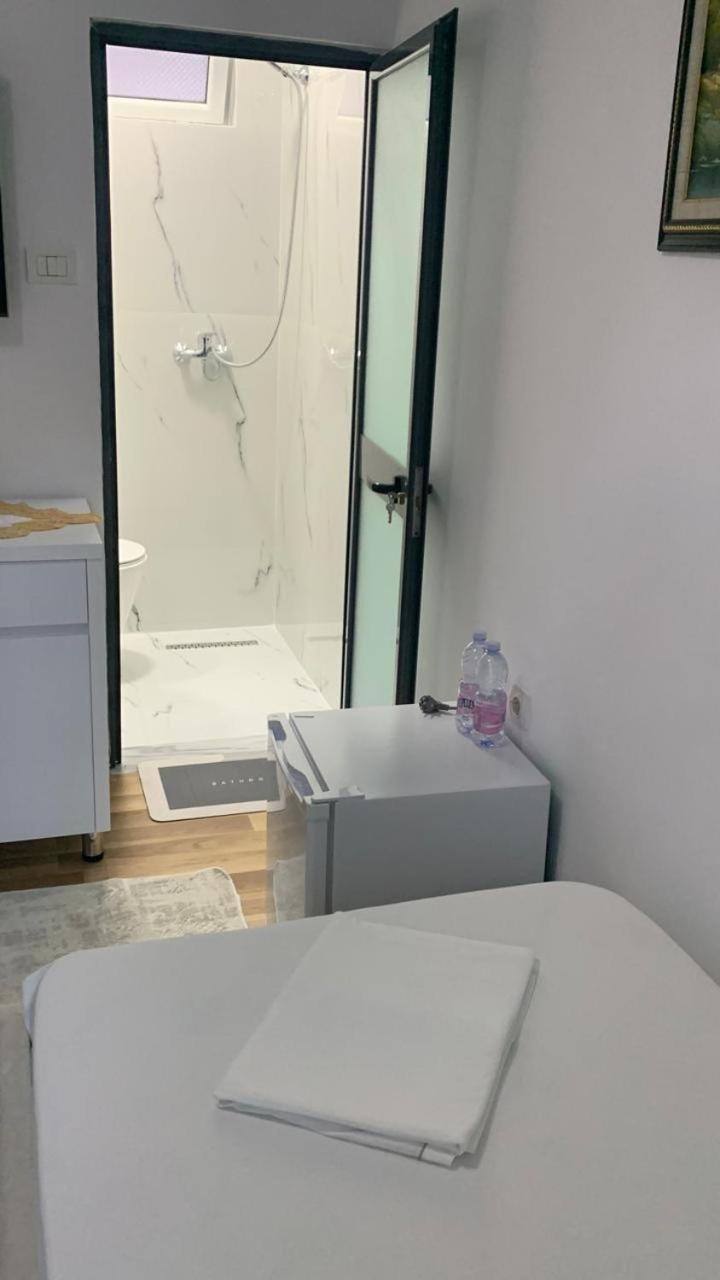 Flat In Berat'S Center公寓 外观 照片