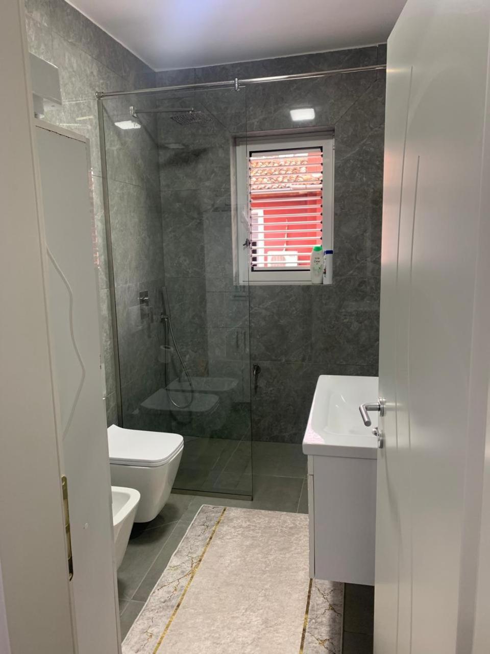Flat In Berat'S Center公寓 外观 照片