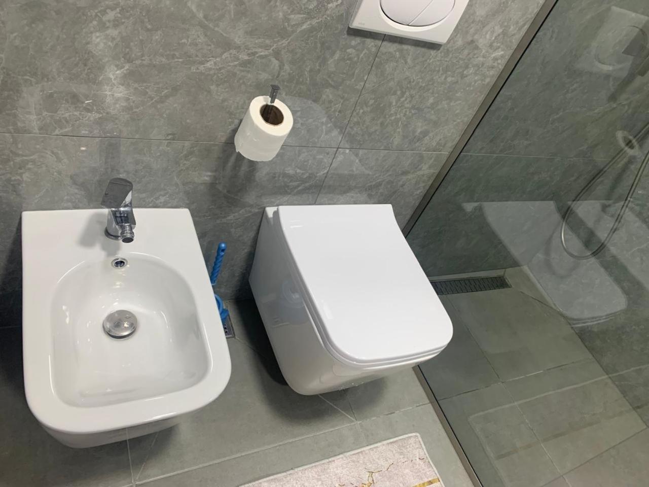 Flat In Berat'S Center公寓 外观 照片