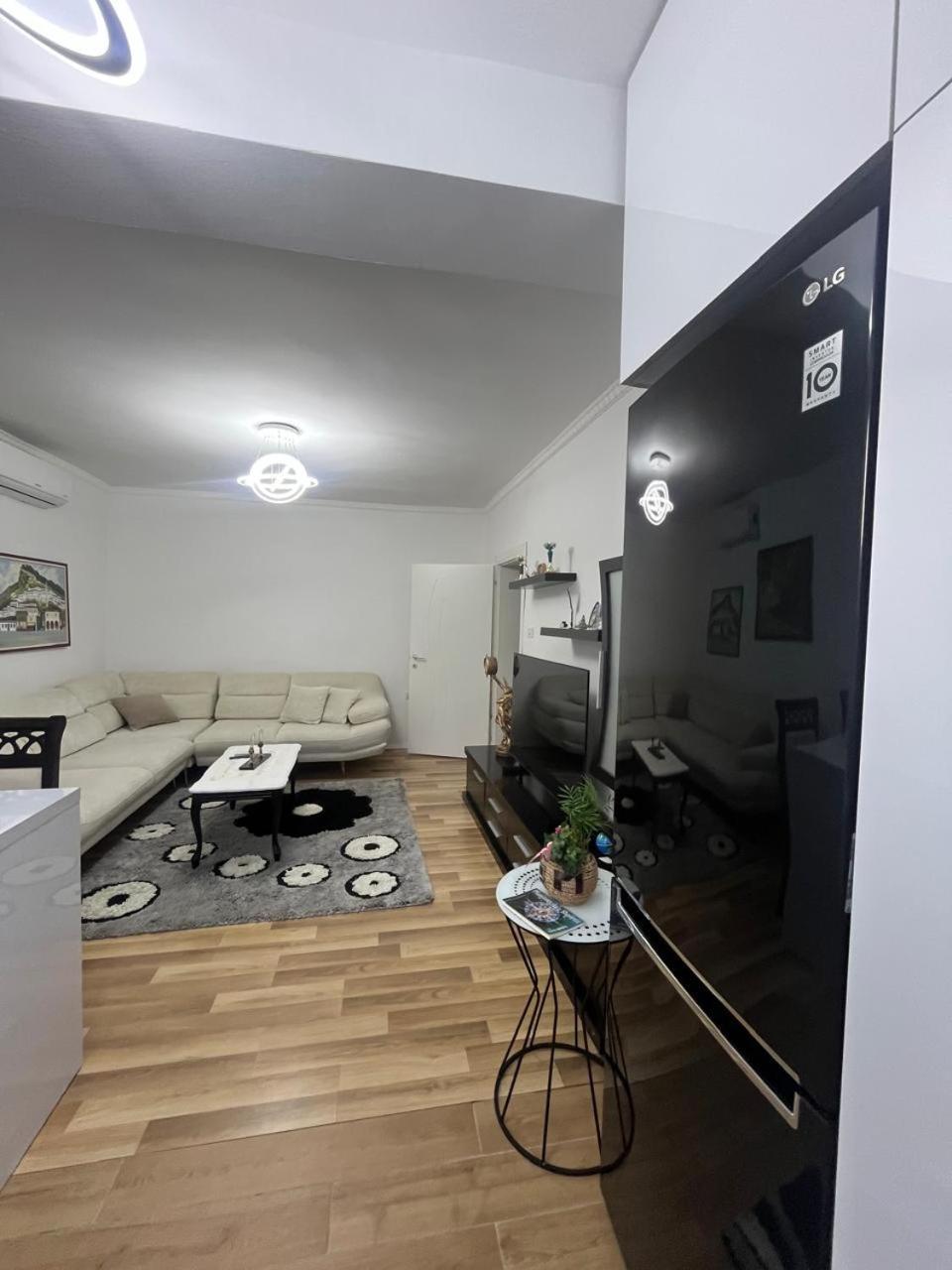 Flat In Berat'S Center公寓 外观 照片