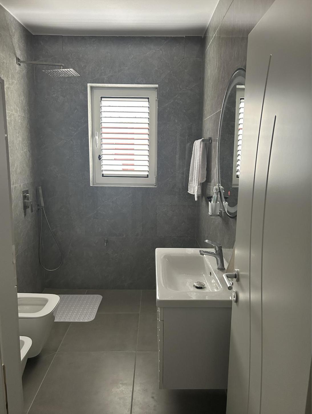 Flat In Berat'S Center公寓 外观 照片